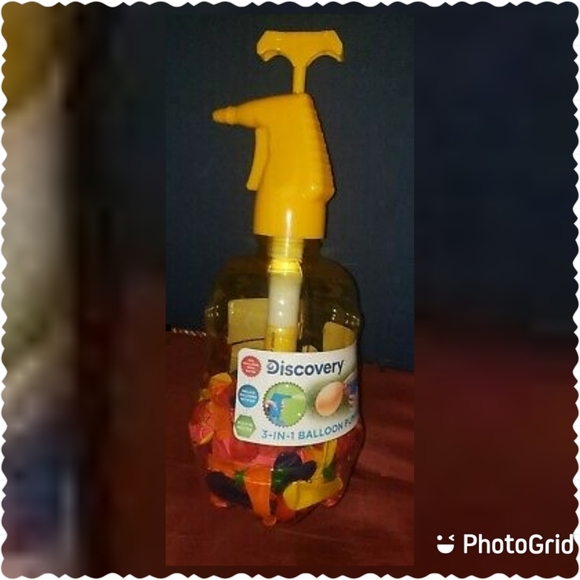 Discovery Water Balloon Pump with 250 Balloons Included - 3 in 1 Air Inflator - Picture 2 of 7